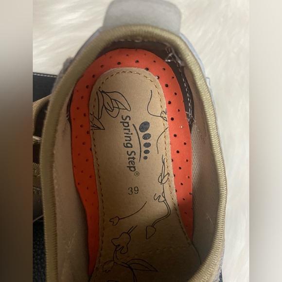 Spring Step Sz 39 Dull Gold Metallic Women’s Slip On Shoes - Picture 4 of 7